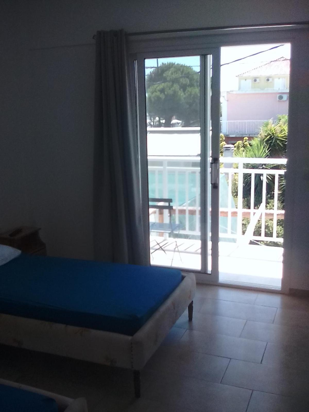 Summer Holidays In Laganas Apartments Room photo